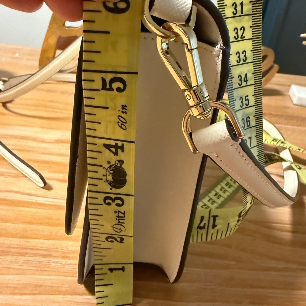 ON SALE!! Kate Spade Ivory Crossbody Bag with Gold Accents - Picture 10 of 16